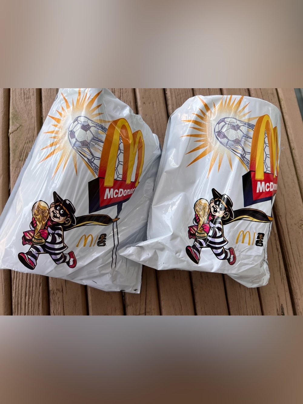 McDonald’s FIFA 2026 Alphonso Davies / Team Canada / Set of 2 Cups / New - Picture 5 of 5